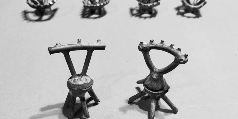 Fogászati anyagokból készült művészeti alkotások kiállítása