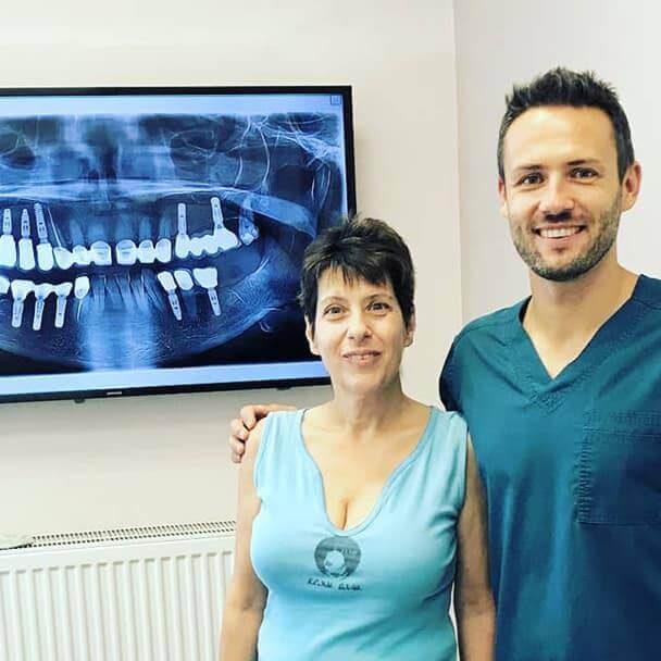 Dr. Ruszin Tamás pácienssével