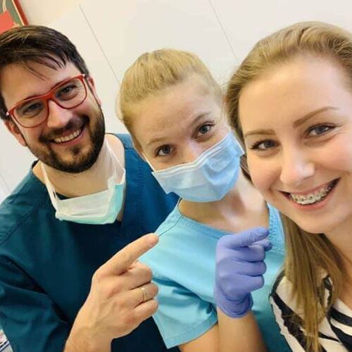 Dr. Steinhof Péter Márton asszisztenseivel