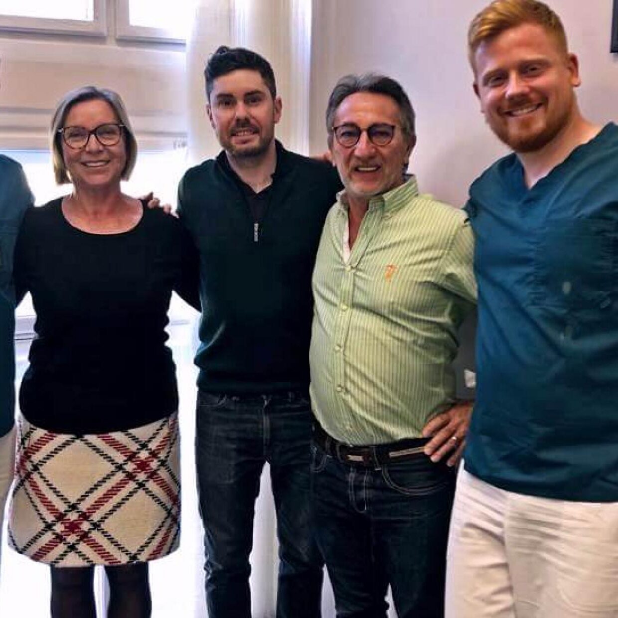 Dr. Ruszin Tamás és Dr. Nagy róbert, valamint Jean Baptise Andre pácienseinkkel