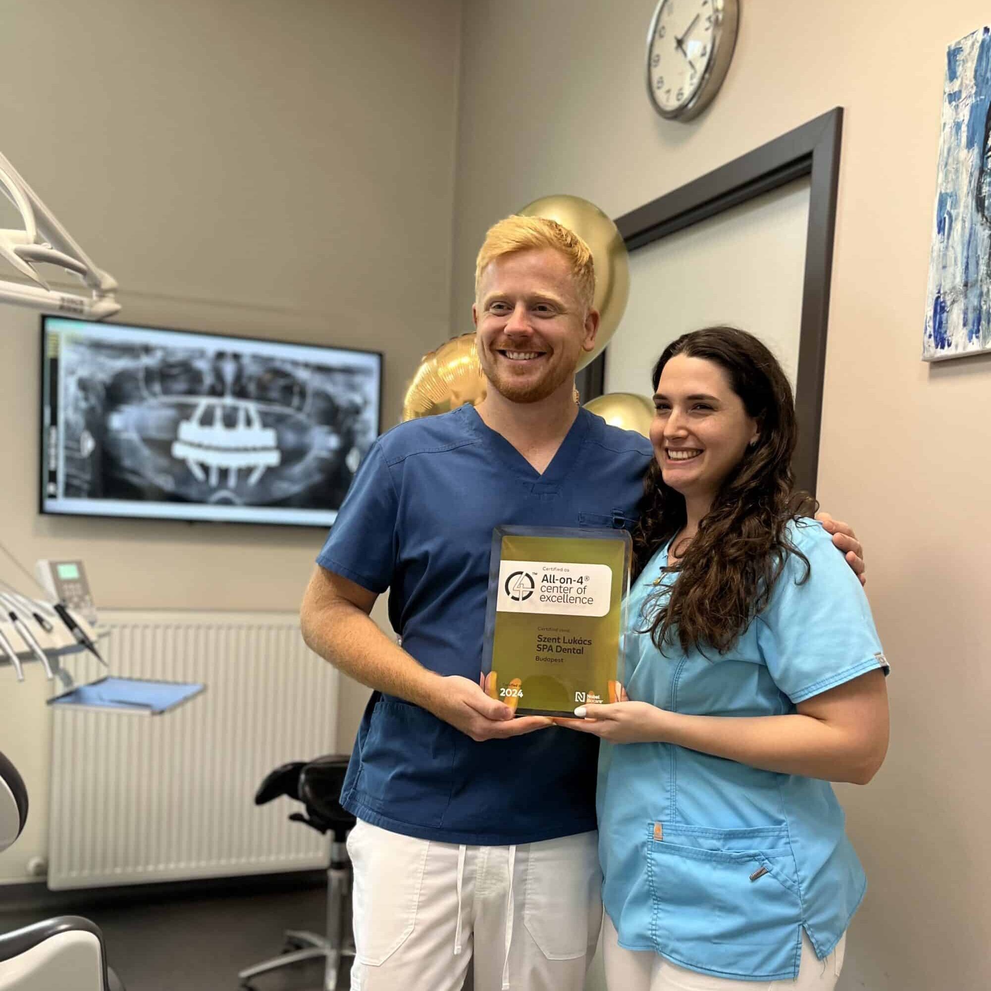 Dr. Nagy Róbert és asszisztense, Baranyai Adrienn