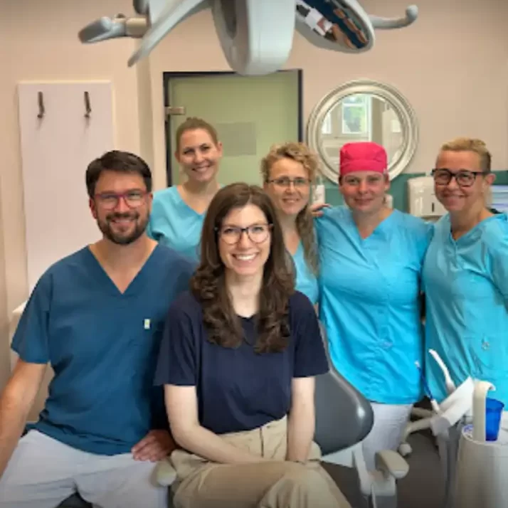 A Szent Lukács munkatársai kedves páciensükkel